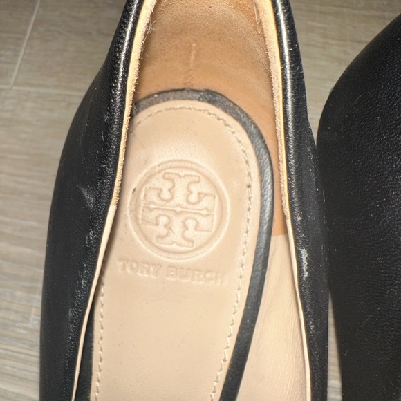 Tory Birch Wedges. Worn twice. Used Like new. Size 7.5 - Picture 4 of 4